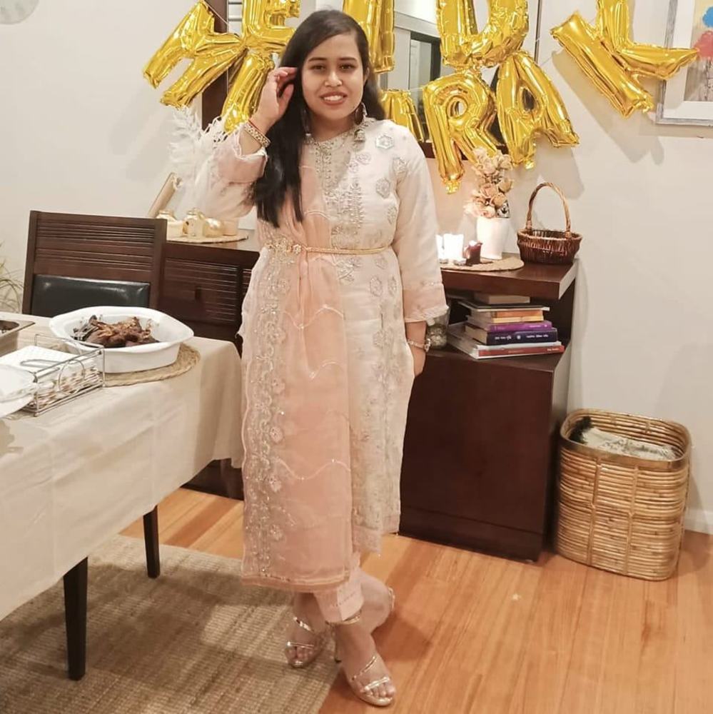Meet your Posher, Ashna